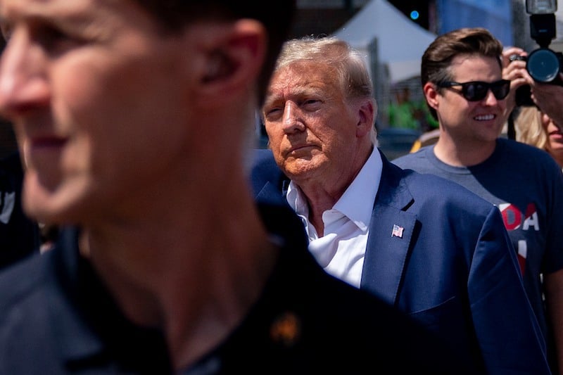 القضاء يرفض منح ترامب حصانة جنائية