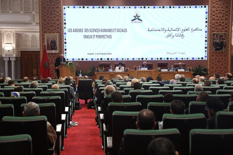 باحثون يبسطون أشكال تقوية العلوم الإنسانية في محاضرات بأكاديمية المملكة