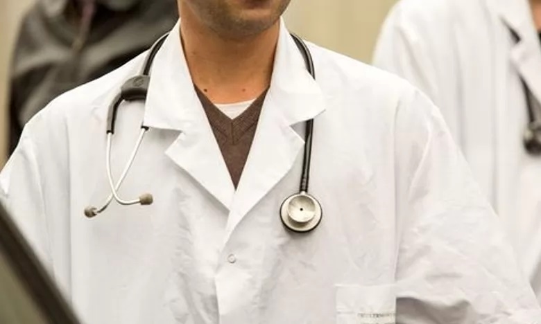 تعيين عضو جديد بلجنة تتبع مزاولة مهنة الطب من قبل الأجانب بالمغرب تعيين عضو جديد بلجنة تتبع مزاولة مهنة الطب من قبل الأجانب بالمغرب