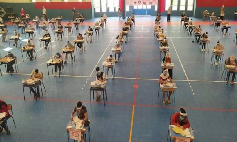 جهة بني ملال خنيفرة: اجتياز أزيد من 11000 مترشحة ومترشح اختبارات الدورة الاستدراكية لامتحانات البكالوريا