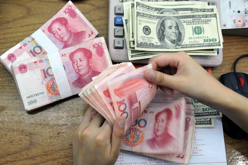 "حلقة الهلاك" تهدد سعر "اليوان" الصيني "حلقة الهلاك" تهدد سعر "اليوان" الصيني