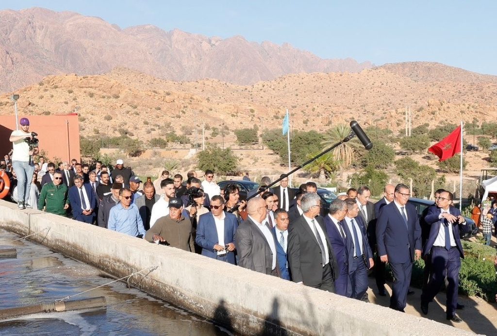 رئيس الحكومة يتفقد سير مشاريع تنموية واجتماعية بالجماعات الترابية بتيزنيت