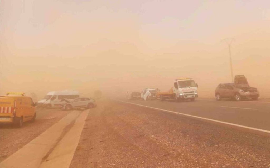 رياح قوية..الطرق السيارة بالمغرب تدعو مستعملي الطريق السيار الرباط طنجة وفاس وجدة لأخذ الحيطة والحذر
