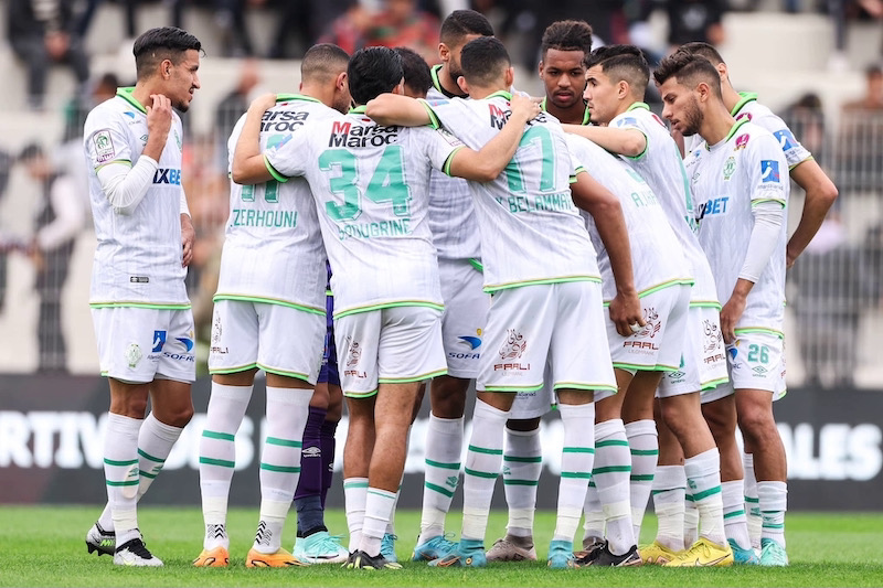 نادي الرجاء يشتكي غياب "تكافؤ الفرص" نادي الرجاء يشتكي غياب "تكافؤ الفرص"