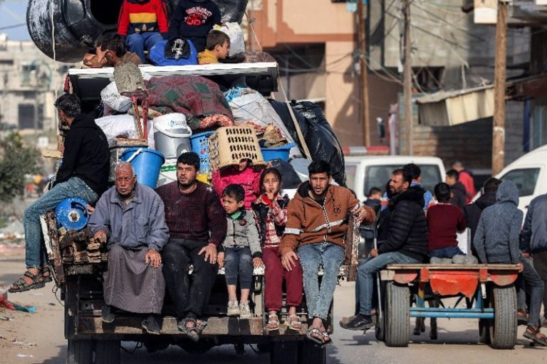 ألمانيا تطلب توفير "ممرات آمنة" في رفح