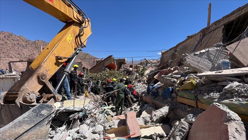 إقليم الحوز .. استمرار عملية هدم المنازل المتضررة من الزلزال بجماعة أنكال