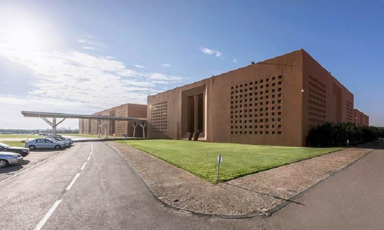 ابن جرير: نحو إحداث مراكز للكفاءة في التربية الرقمية بالجامعات الإفريقية