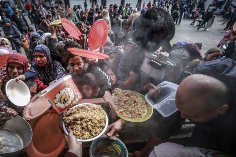 الأمم المتحدة تعلق المساعدات في غزة