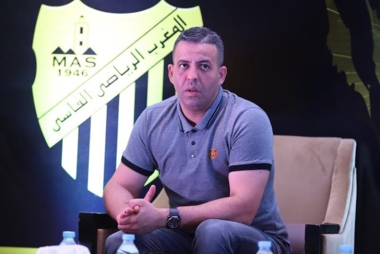 الجامعي يوضح الأزمة بالمغرب الفاسي