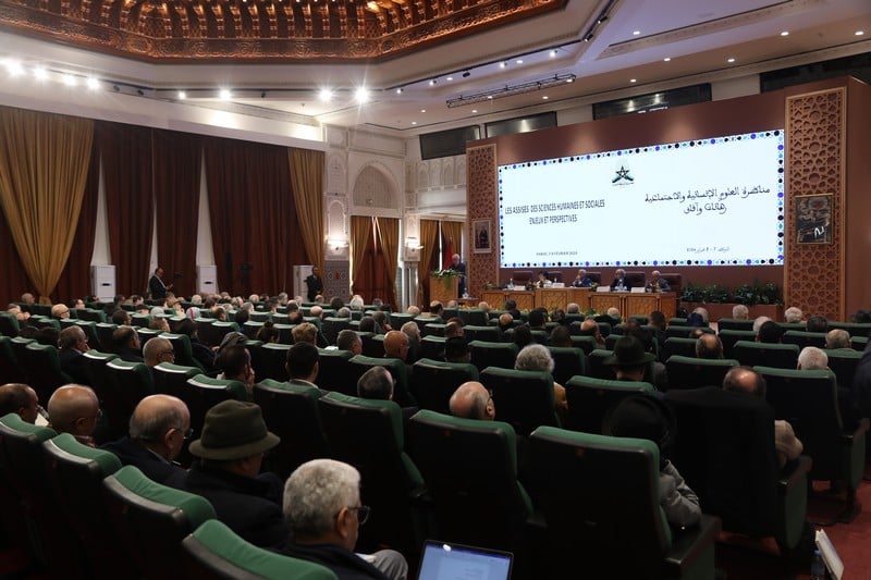 الحجمري يدعو إلى الاستثمار في حصيلة دراسات العلوم الإنسانية والاجتماعية