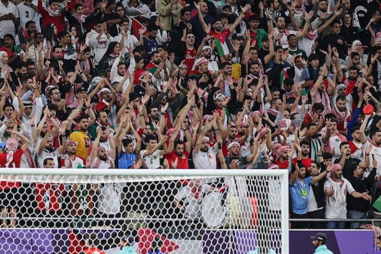 الصحافة الأردنية تشيد بإنجازات عموتة