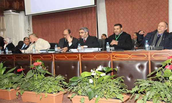 المصادقة بالإجماع على فسخ العقد مع شركة "مدينة بيس"