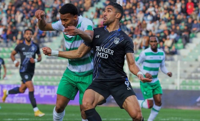 المولودية الوجدية تتعادل مع اتحاد طنجة