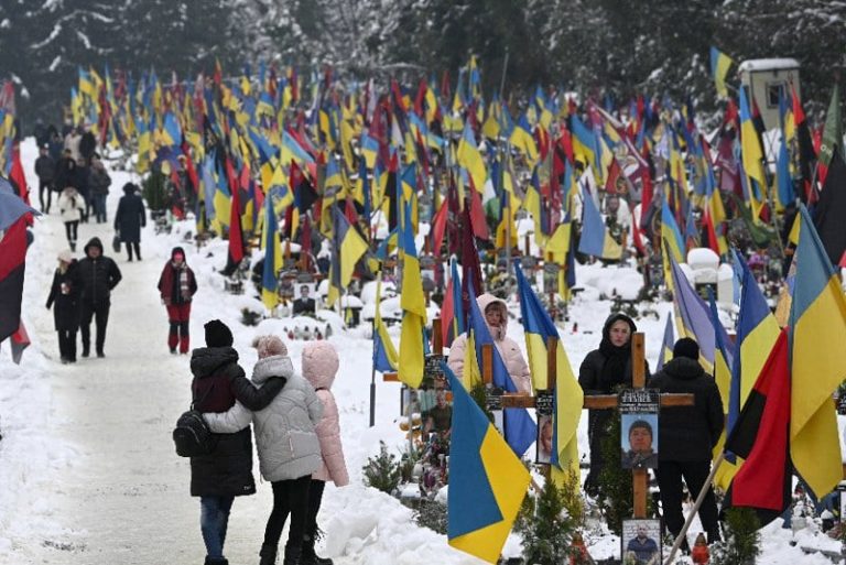 الوضع العسكري يشهد توترات بأوكرانيا