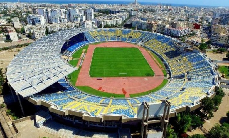 وتيرة الإصلاحات في ملعب "دونور" بالدار البيضاء تثير نقاش هدر المال العام تفويت كراسي ومعدات "دونور" لملاعب القرب