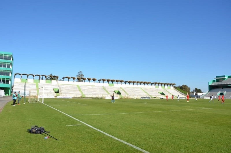 جمهور اتحاد طنجة يحضر مباراة الجيش جمهور اتحاد طنجة يحضر مباراة الجيش