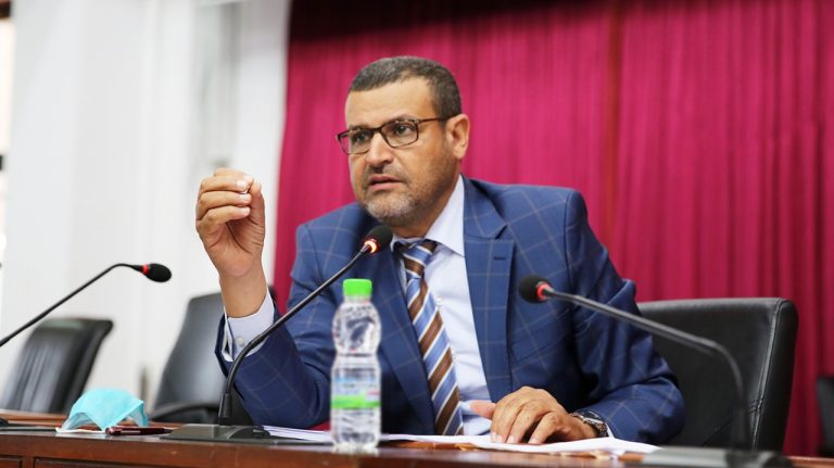 حيكر .. الصراع بين مكونات الأغلبية يؤدي ثمنه البيضاويون