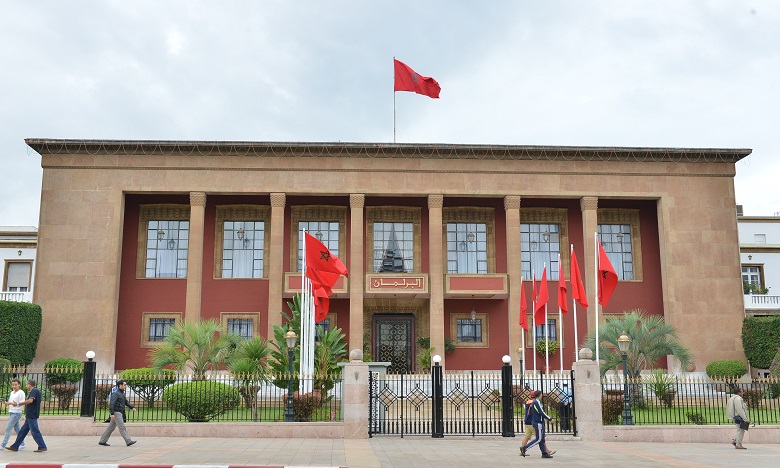 زلزال الحوز..البرلمانيون يتبرعون بتعويضات شهر لفائدة الضحايا