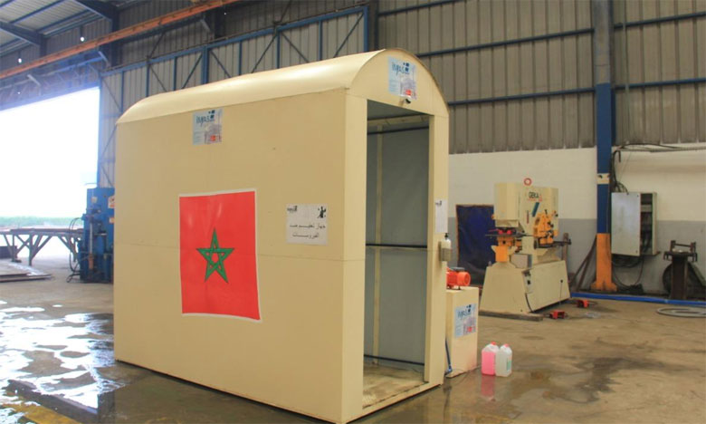 صنع بوابة إلكترونية للتعقيم بشكل أوتوماتيكي لفائدة المستشفى الاقليمي بالجديدة