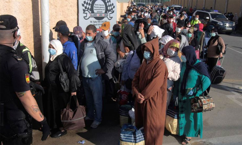 عودة العالقين بمليلية وسبتة المحتلتين تتواصل اليوم بتنسيق مع السلطات المغربية