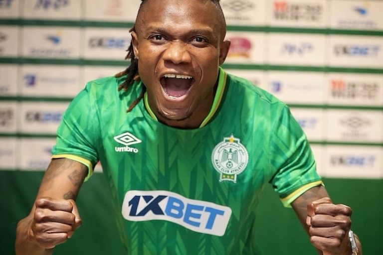 "فيفا" تطالب نادي الفتح بمستحقات غاي