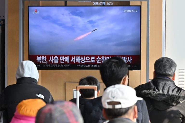كوريا الشمالية تطلق صواريخ كروز جديدة