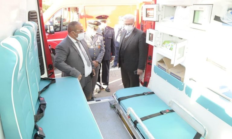 مجلس جهة مراكش يقتني 20 سيارة إسعاف مجهزة بتقنيات حديثة خاصة بمرضى "كوفيد-19"