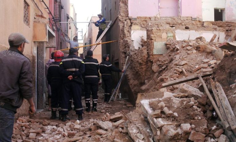 مراكش .. إصابة شخصين في انهيار منزل عتيق بحي الملاح