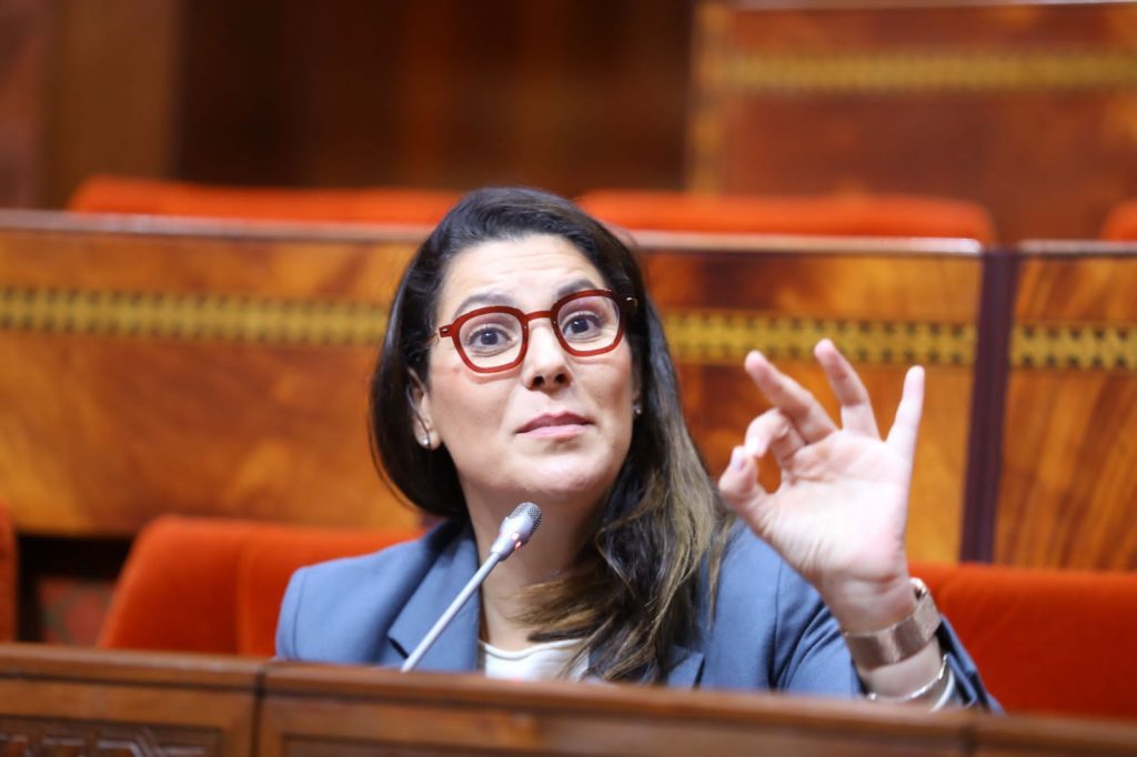 منصوري: استفادة 332 ألف أسرة من برنامج "مدن بدون صفيح" إلى غاية نهاية شتنبر 2023