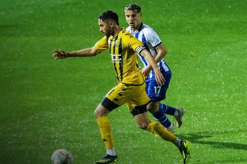 المغرب الفاسي يتجاوز ضيفه اتحاد طنجة المغرب الفاسي يتجاوز ضيفه اتحاد طنجة