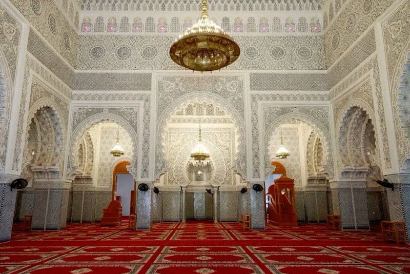 تدشين مسجد محمد السادس في كوناكري تدشين مسجد محمد السادس في كوناكري