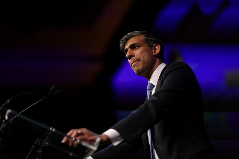 تعريف للتطرف يثير موجة انتقادات ببريطانيا