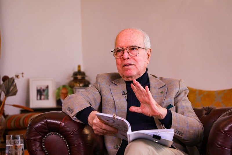 معنينو: تفاصيل حصار أسطول عسكري هولندي لمصب أبي رقراق بسبب "القراصنة"