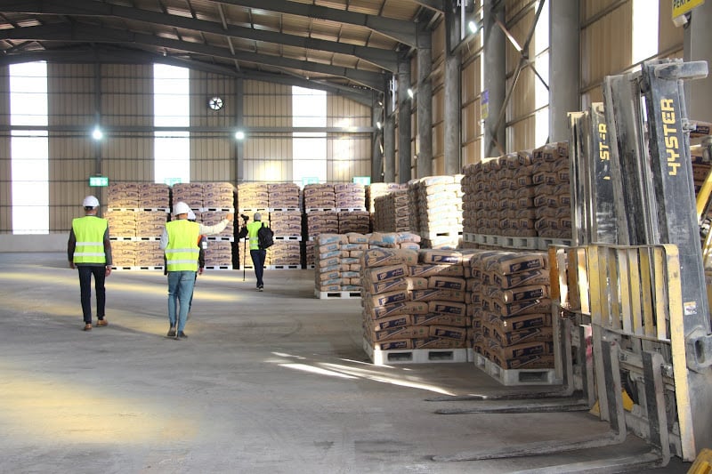 وسط توقعات بطفرة سنوية .. هذه تفسيرات ارتفاع بيع الإسمنت في 2024