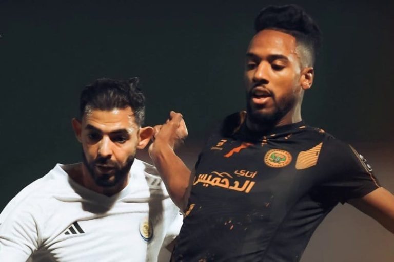 "أبو سليم" يجبر نهضة بركان على التعادل في ذهاب ربع نهائي "كأس الكاف"