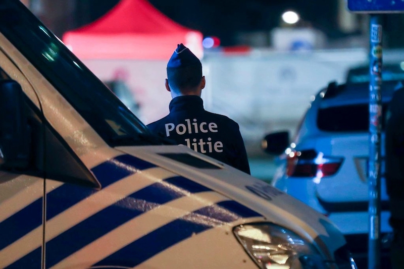 أمن فرنسا يوقف قاصرين بشبهة الإرهاب