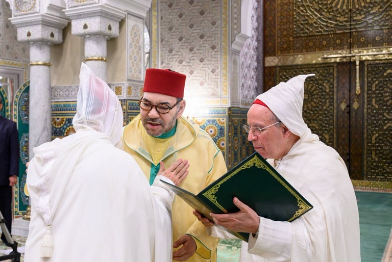 البحياوي يعرض "الأمانة" بين يدي الملك البحياوي يعرض "الأمانة" بين يدي الملك