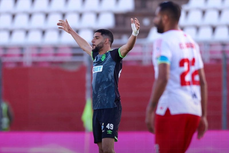 الرجاء يظفر بفوز ثمين على نادي الفتح