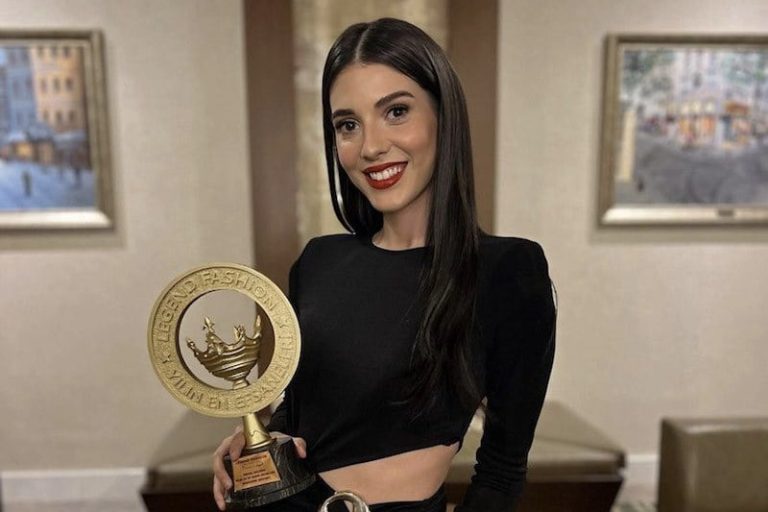 الممثلة محاسن المرابط تنال جائزة بتركيا