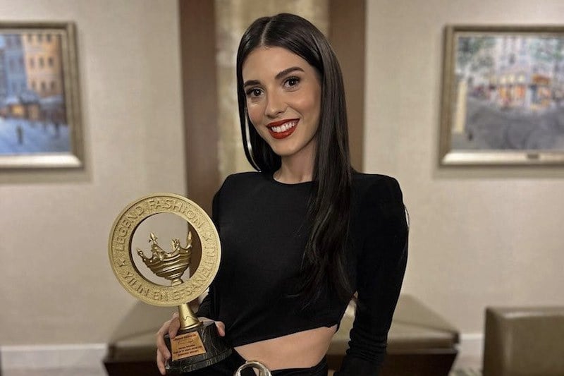 الممثلة محاسن المرابط تنال جائزة بتركيا