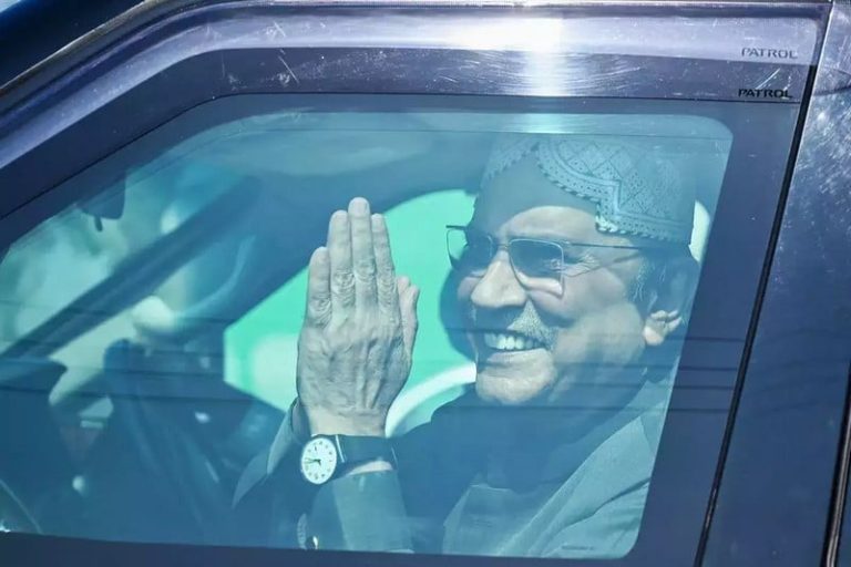 انتخاب زرداري رئيسا لباكستان للمرة الثانية‎