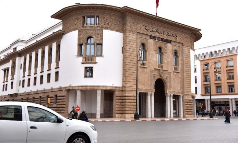 هذه تفاصيل مشروع أول قانون منظم لسوق الديون المتعثرة في المغرب بنك المغرب يرصد التباطؤ في القروض