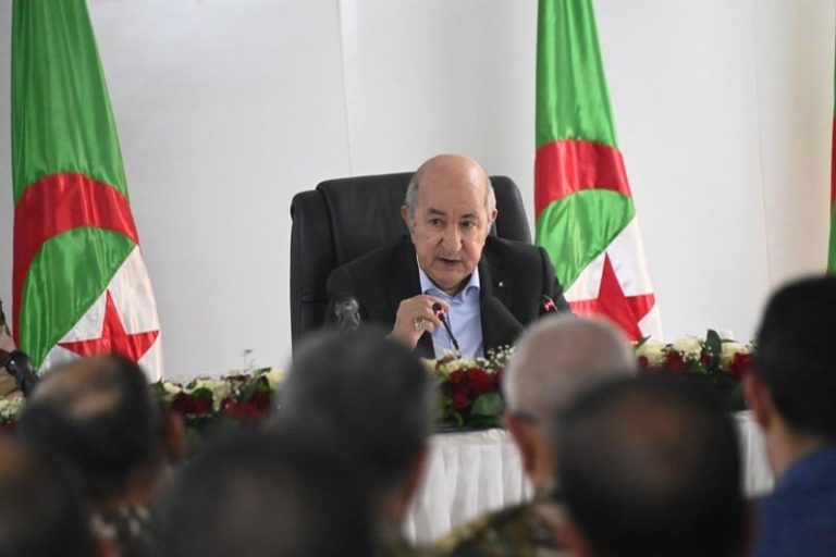 تأجيل الانتخابات والعهدة الثانية.. مصير مجهول يلف مستقبل الرئيس تبون