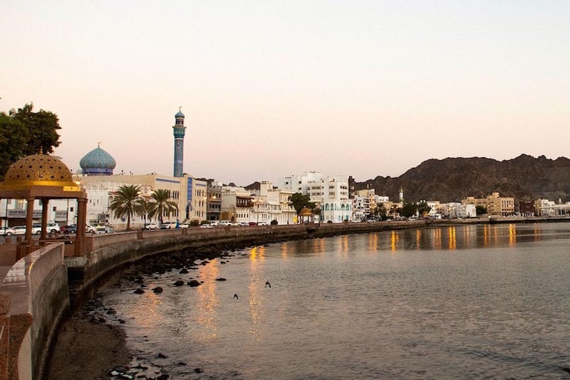 سلطنة عمان تعلن الثلاثاء بداية رمضان