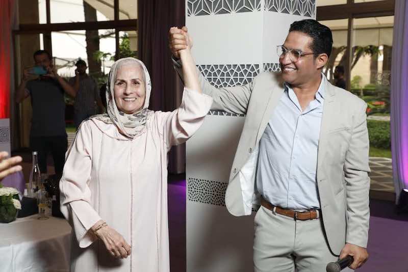 شائعة "دار العجزة" تلاحق مليكة العمري