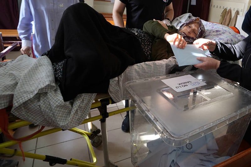 قتيل و12 جريحا في انتخابات تركيا البلدية