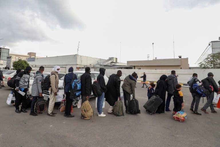 محافظو أوروبا يؤيدون نقل طالبي اللجوء