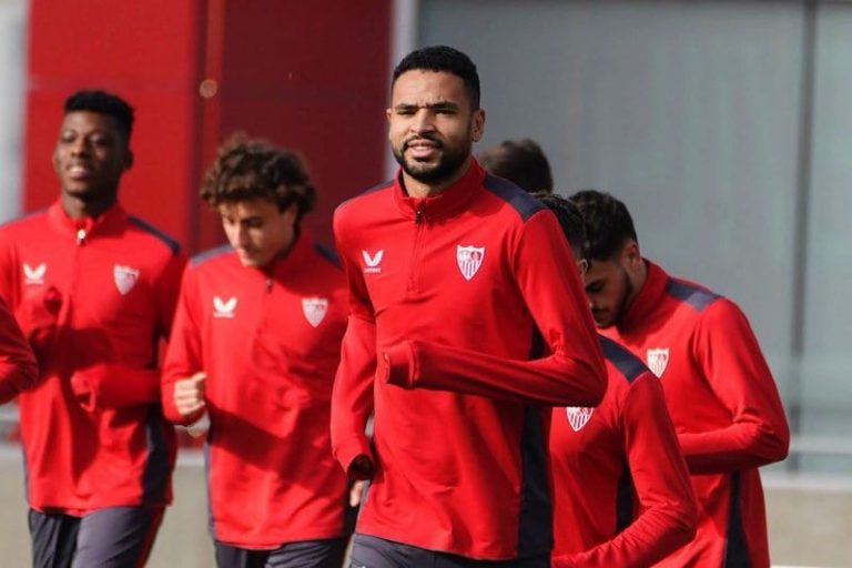 نادي "ميلان" يراقب المهاجم النصيري
