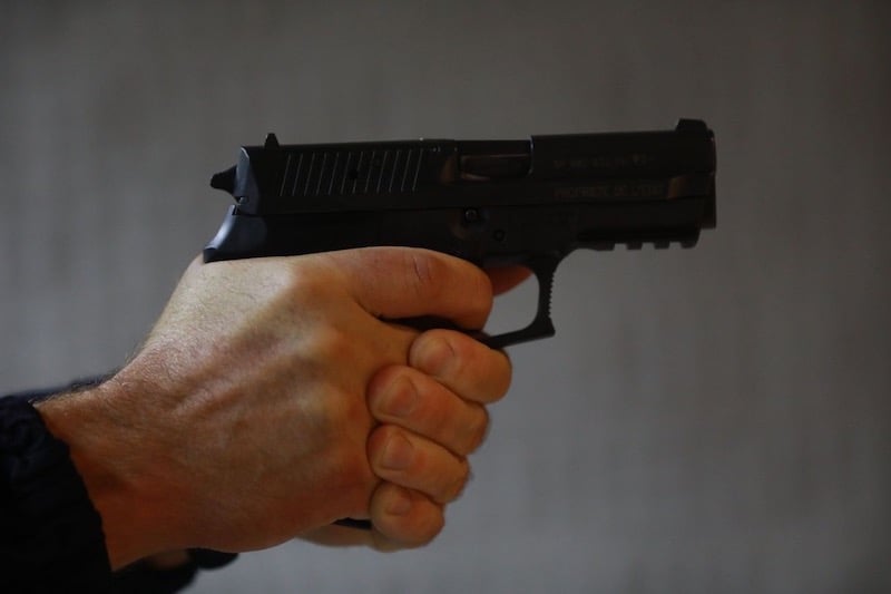 إطلاق للنار يخلف 5 قتلى في الشيلي مدرسة تتعرض لإطلاق الرصاص بفنلندا