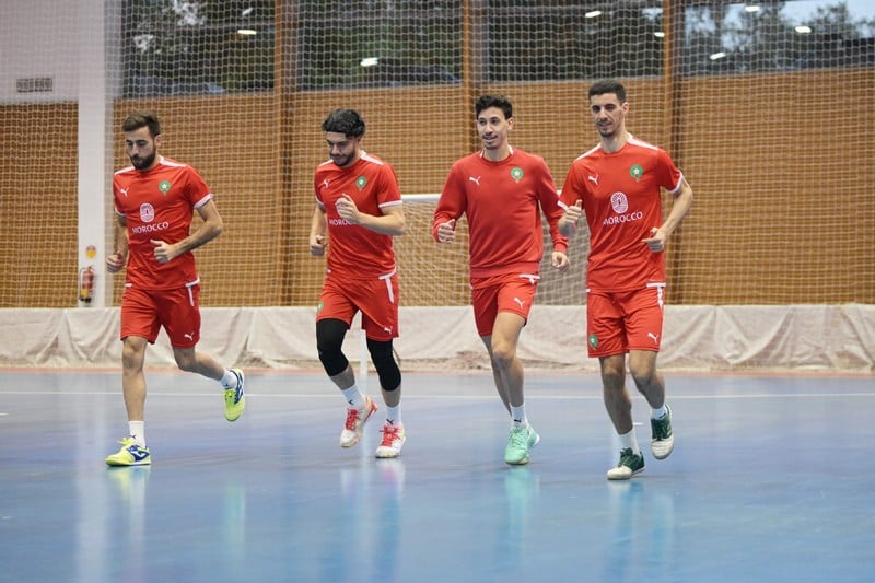 "أسود الفوتسال" يستعدون لمواجهة ليبيا "أسود الفوتسال" يستعدون لمواجهة ليبيا